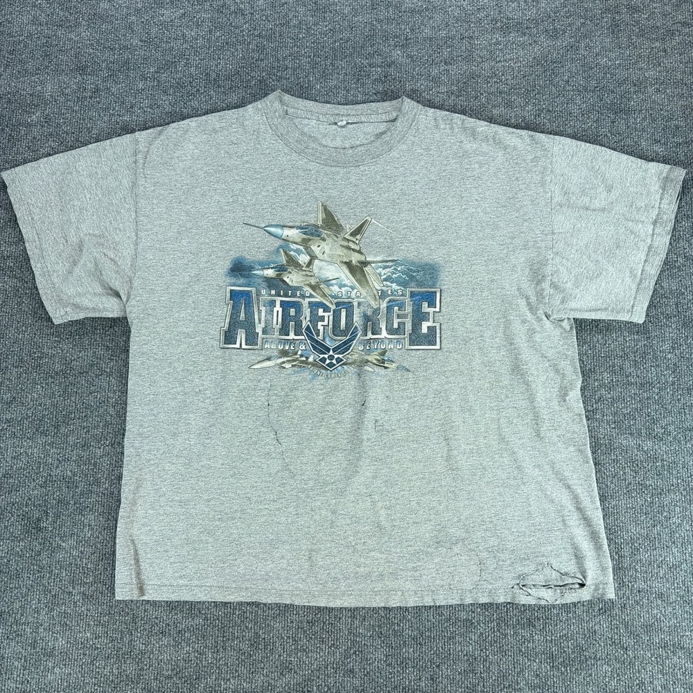 Vintage US Air Force Graphic T-Shirt Mens XL Gray Tee Above & Beyond Distressed